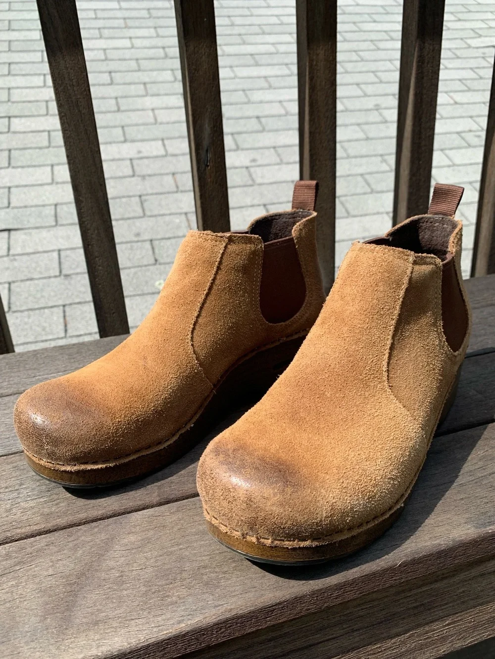 Dansko Frankie Tan Burnished Rustic Honey Brown Suede Chelsea Ankle Boot Clog 39